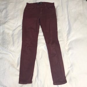 BDH cigarette High Rise Jeans - Size 27 x 30
